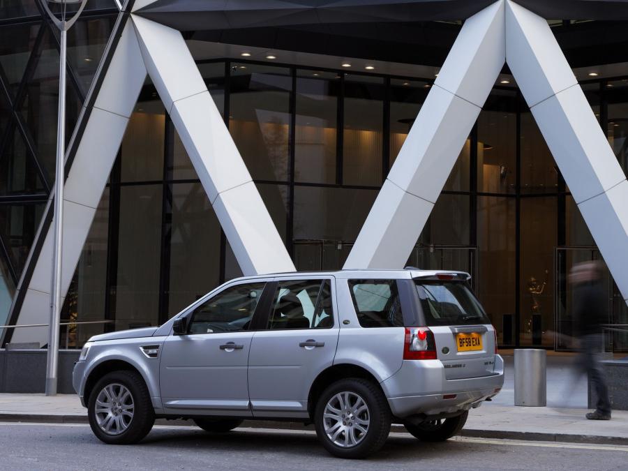  Land Rover Freelander 2 TD4e 2009 года  (фото 7 из 16)